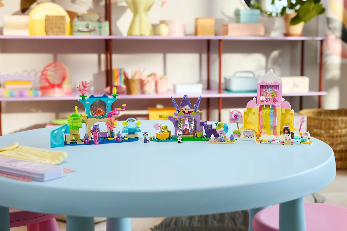 Montaña de Dulces y Jardín de Gatitos