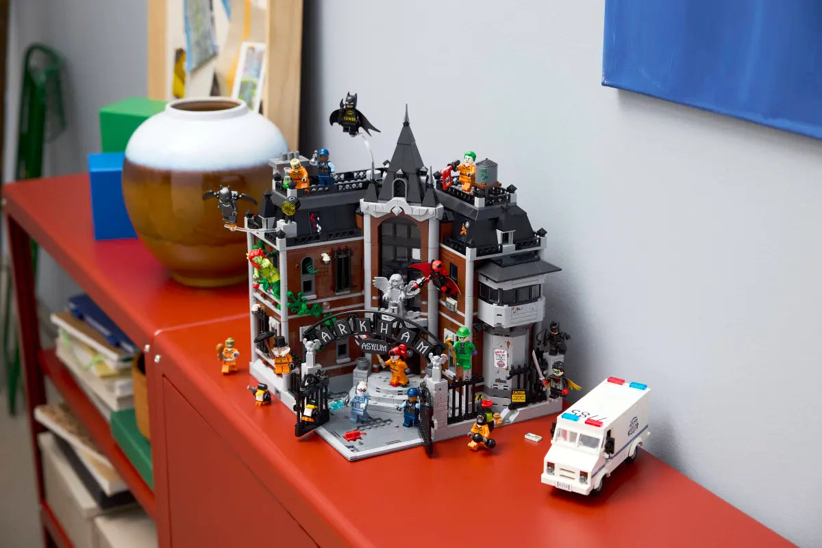 Arkham Asylum™ 76300